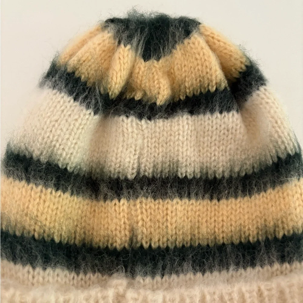 NWOT Free People The Groove Stripe Beanie